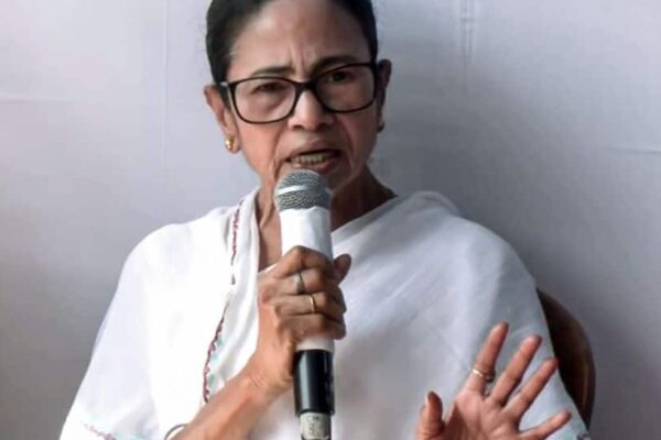 Durgapur Gang Rape: ‘Out At 12:30 AM’ टिप्पणी के बाद ममता ने कहा ‘मेरे शब्दों को विकृत किया’