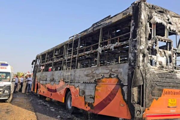 “Bus Blaze: जेसलमेर-जोधपुर में बच्चों और बुजुर्गों की दर्दनाक कहानी”