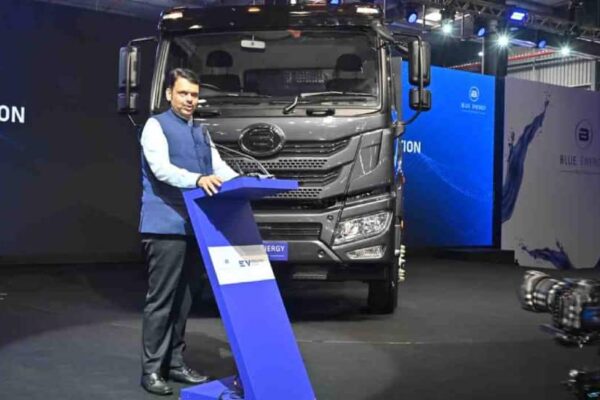Electric ट्रकों के उत्पादन को समर्थन देगा महा सरकार: सीएम देवेंद्र फडणवीस