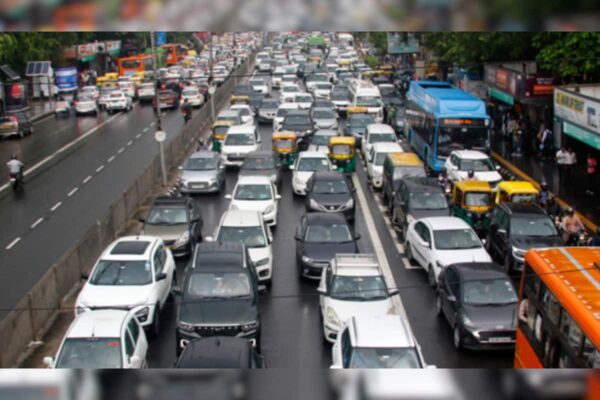 Delhi में 1 नवंबर से वाणिज्यिक वाहन और ट्रकों का प्रवेश प्रतिबंधित