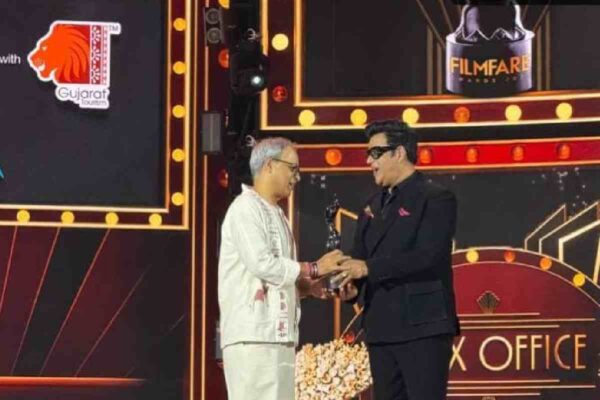 “Costume: दर्शन जालान को मिला बेस्ट कॉस्ट्यूम अवॉर्ड, रांची से है खास नाता”