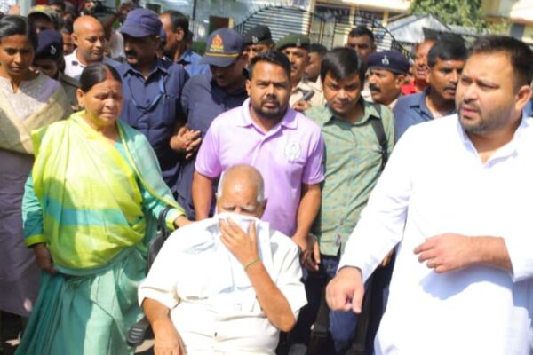 Alliance News: तेजस्वी यादव के नामांकन से सहयोगी दल दूर रहे