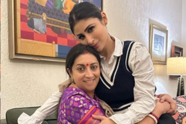 React: मौनी रॉय ने ‘क्योंकि सास भी कभी बहू थी’ में तुलसी संग काम पर कहा- स्मृति दी मुझे किताबें और चॉकलेट देती थी