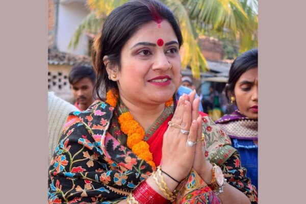 Rebellion: छपरा की पूर्व मेयर राखी गुप्ता ने BJP को दी चुनौती!