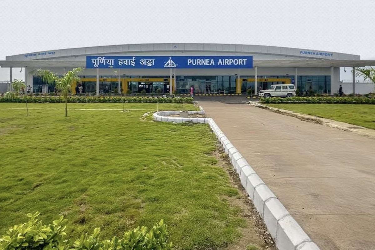 Airport: पूर्णिया एयरपोर्ट बना यात्रियों की पहली पसंद, रिकॉर्ड संख्या में यात्रा