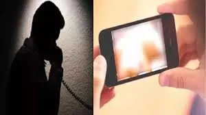 Uttar Pradesh News: कॉलेज के व्हाट्सएप ग्रुप से नंबर लेकर युवती से करने लगा अश्लील बातें, मना करने पर युवक ने दी ये डरावनी धमकी