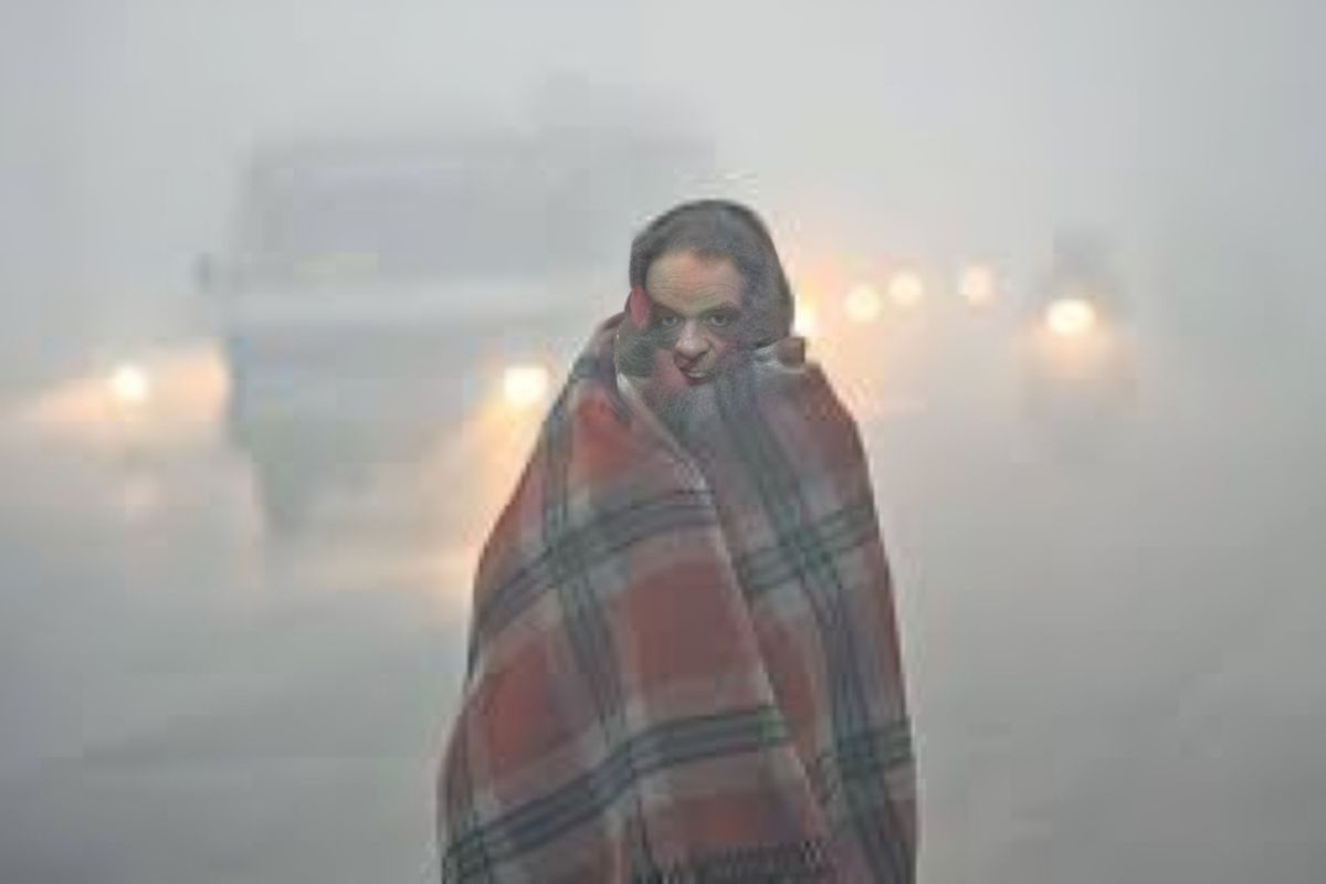Weather Alert: बिहार में घना कोहरा और साइक्लोन दितवाह का असर