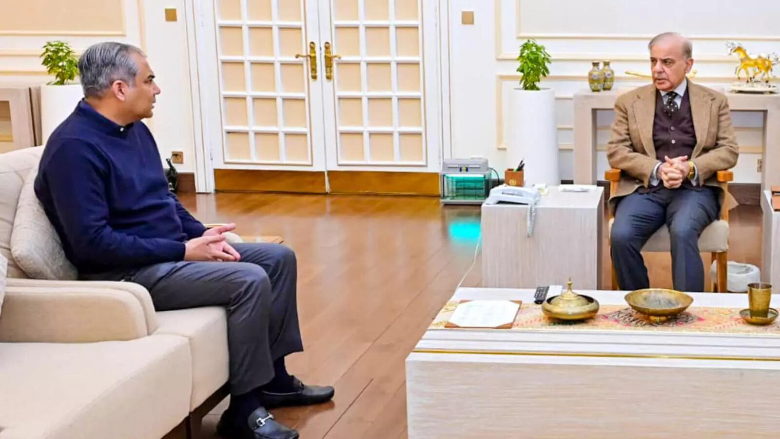 Father is big or brother is the biggest rupee, Pakistani PM kneels before dollar, inside story of ICC’s hunter