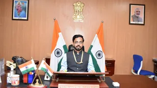 UP News: Prem Shankar Jha becomes Additional DRM Moradabad, hope for better management and improvement in Railways