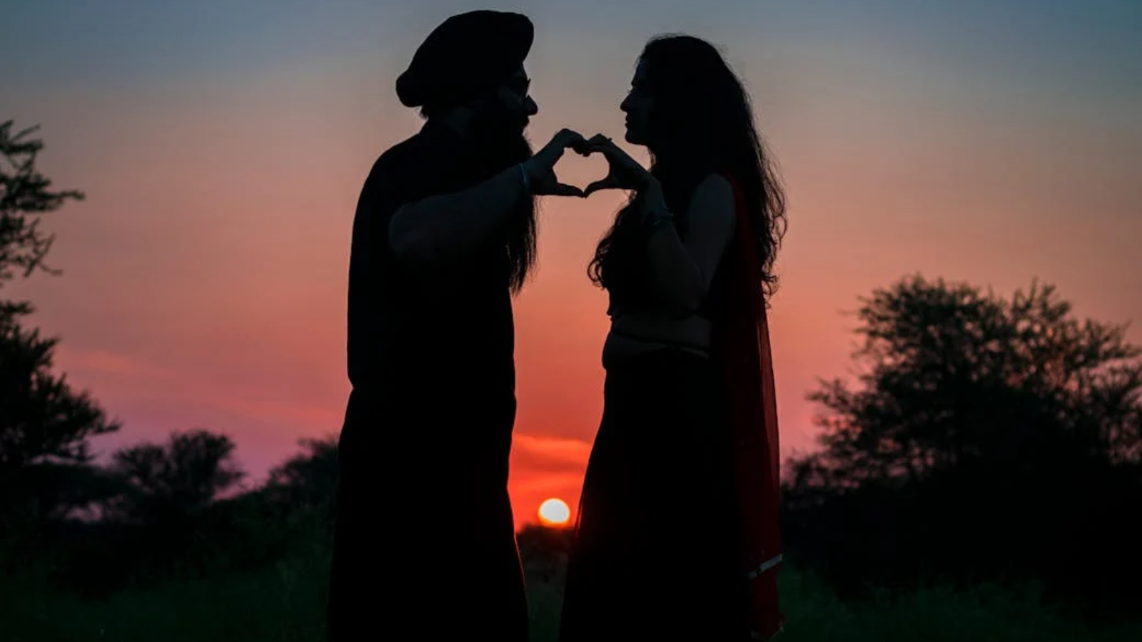 Job Search in US: Asking for job references on dating apps, is the way of finding jobs changing in America?