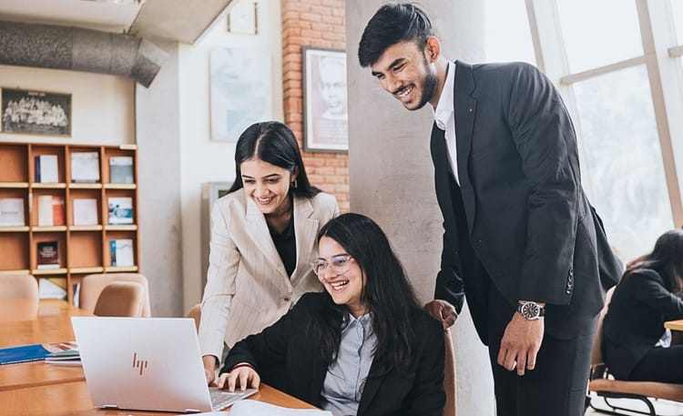 If Ai can replace MBA skills, then why are recruiters offering 36+ Lpa here? – If Ai Can Replace Mba Skills, Why Are Recruiters Offering 36+ Lpa Here?