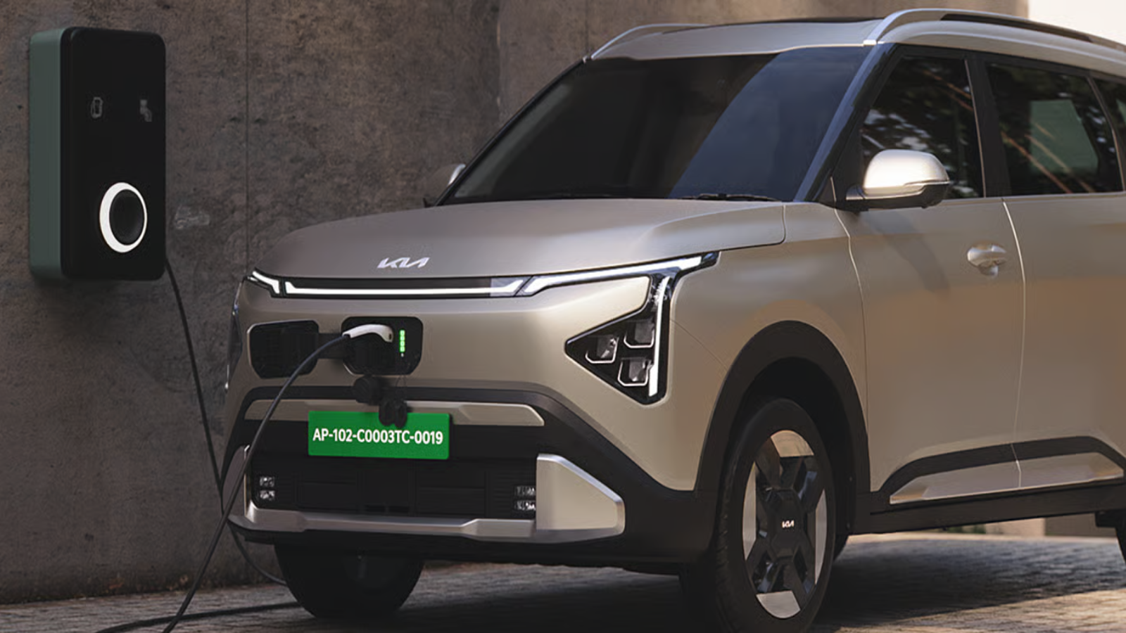 From Lucknow-Patna to Pune-Kochi, more than 15 thousand EV charging stations across the country in partnership with Kia and BPCL.