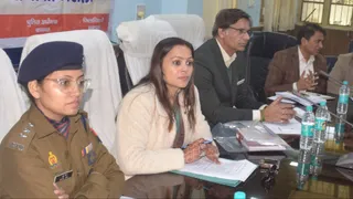 UP News: Keep daughters away from Instagram… UP Women Commission member’s advice, angry over missing girls not being recovered