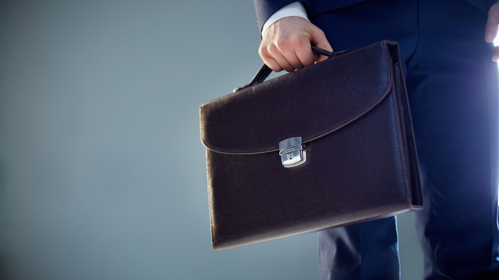 Sarkari Job Alert 2026: Recruitment of junior technician in Defense Ministry company, apply immediately, last date near.