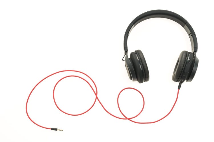 Diy Tech Hacks: Convert Your Old Headphones Into Mini Speakers Or Helmet Audio