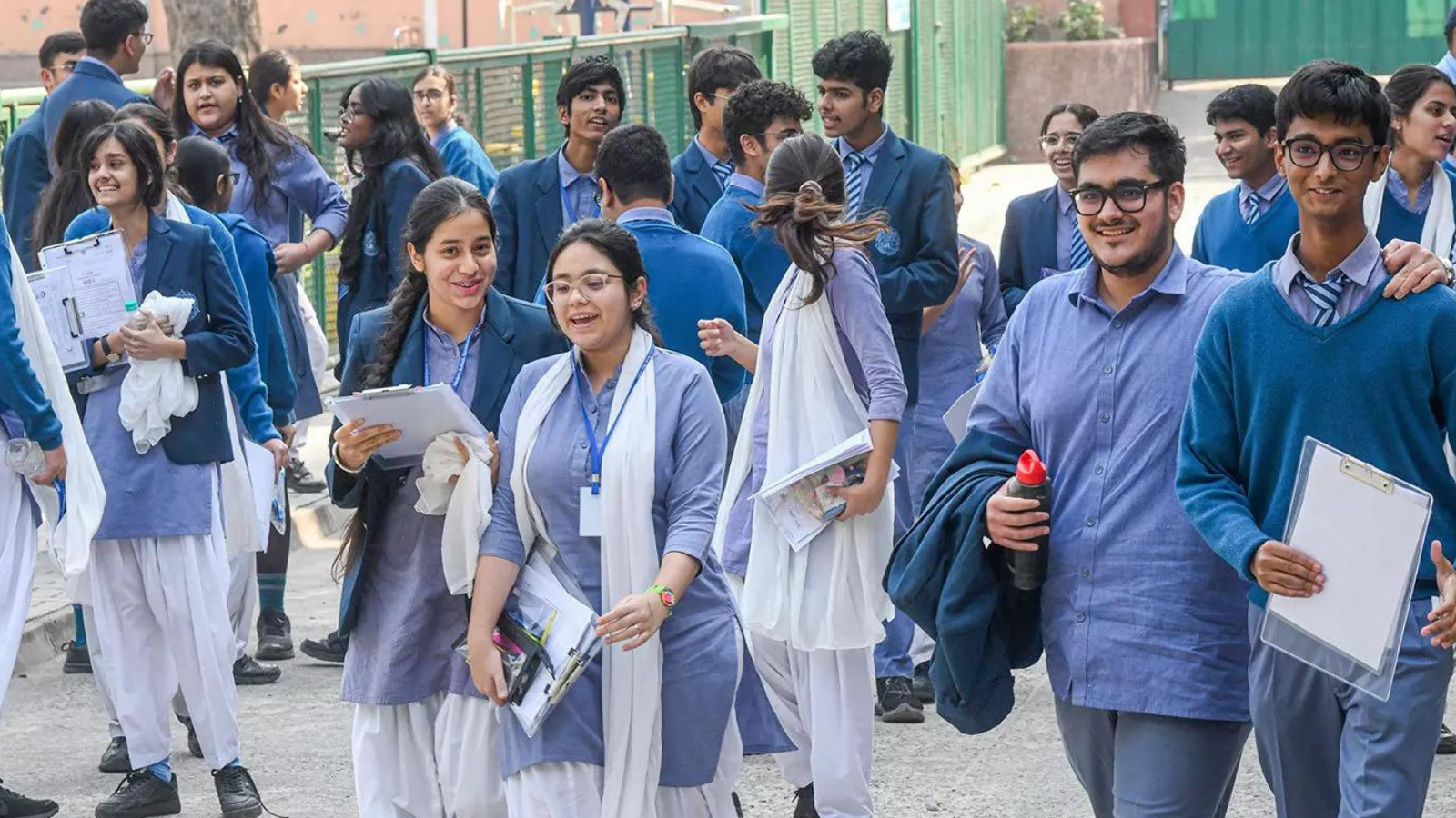 UP Board Exam 2026: Now you can give board exam even if you forget admit card, every student should know these rules