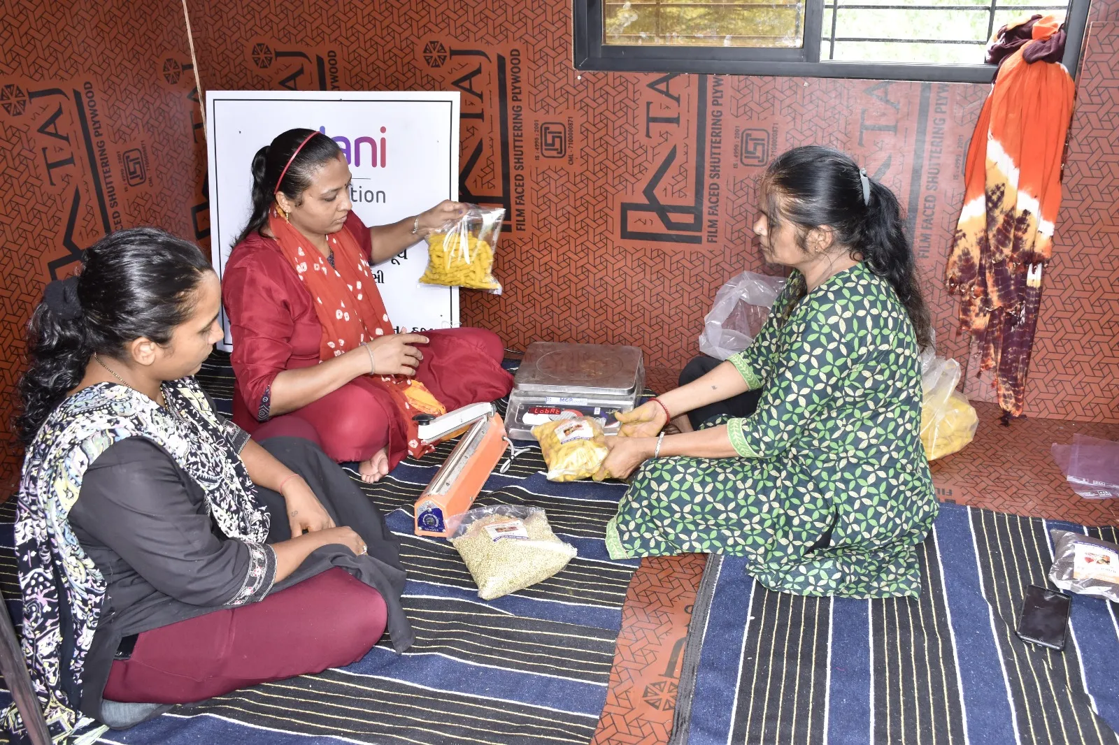 Lakhpati Didi Yojana: More than 52 thousand women of Surat district become self-reliant, every year getting Rs. Income of more than 1 lakh