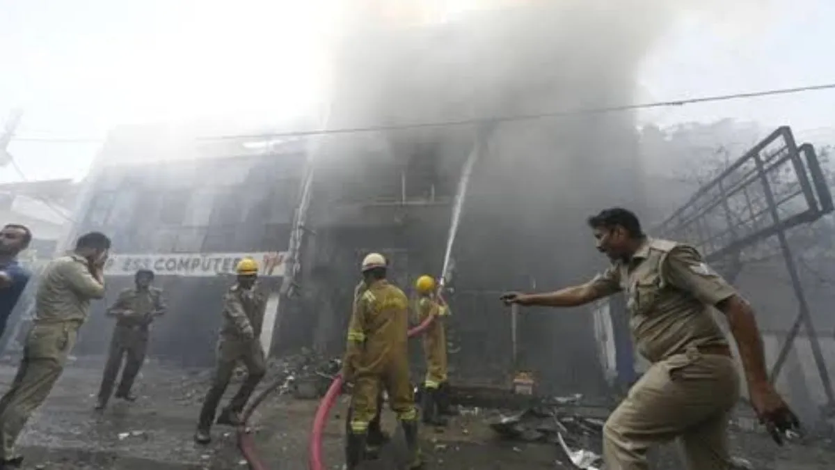 Lucknow fire again shook the whole country! The events that shook Surat and Rajkot were recalled