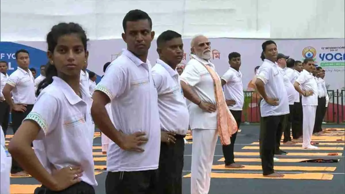 Grand celebration of 12th International Yoga Day around the world: PM Modi led from Kolkata’s Red Road, "Yoga for healthy aging" The whole world came together on the theme
