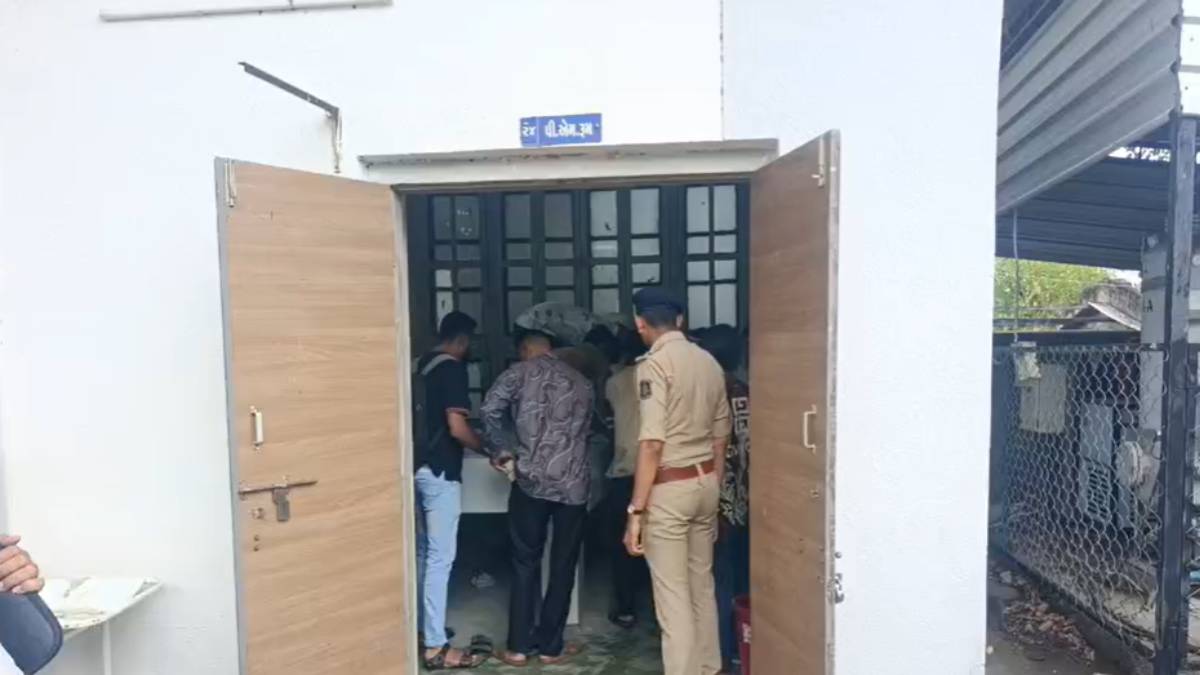 Gir Somnath: Drunken husband kills wife by pelting stones in Una, drunken killer laughs brazenly in police custody