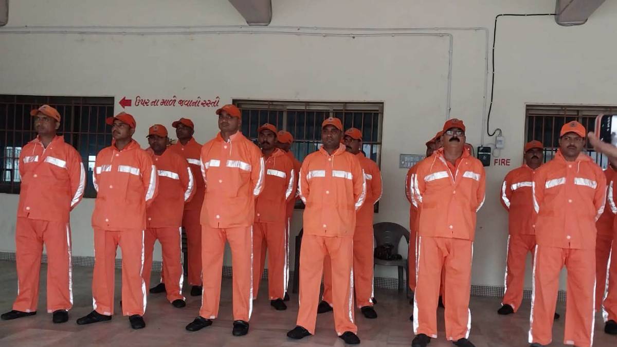 Surat Rain Forecast: NDRF-SDRF teams deployed in Allpad and Mangrol following red alert for rain in Surat district